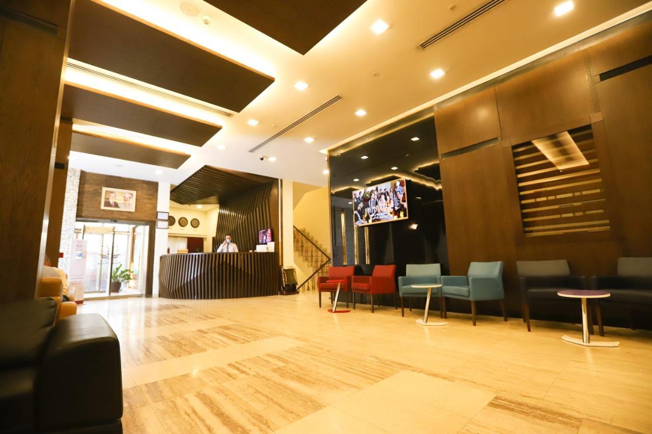 Paris Plaza Hotel Erbil Esterno foto